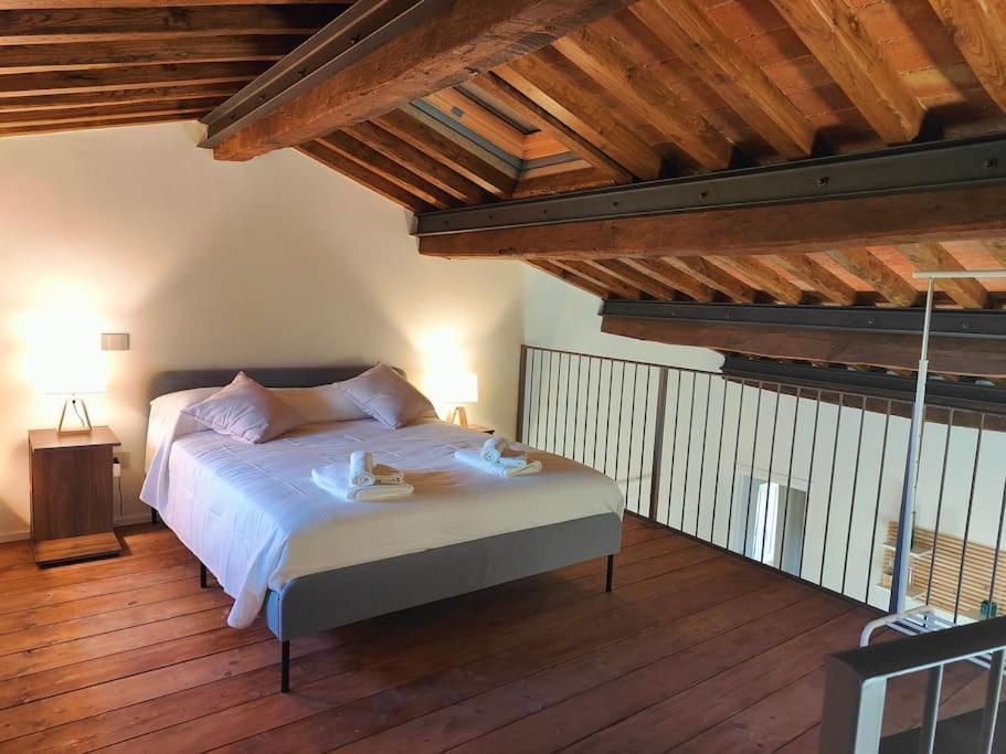 Apartamento Volaterrae Deluxe Loft With Garden Volterra Exterior foto